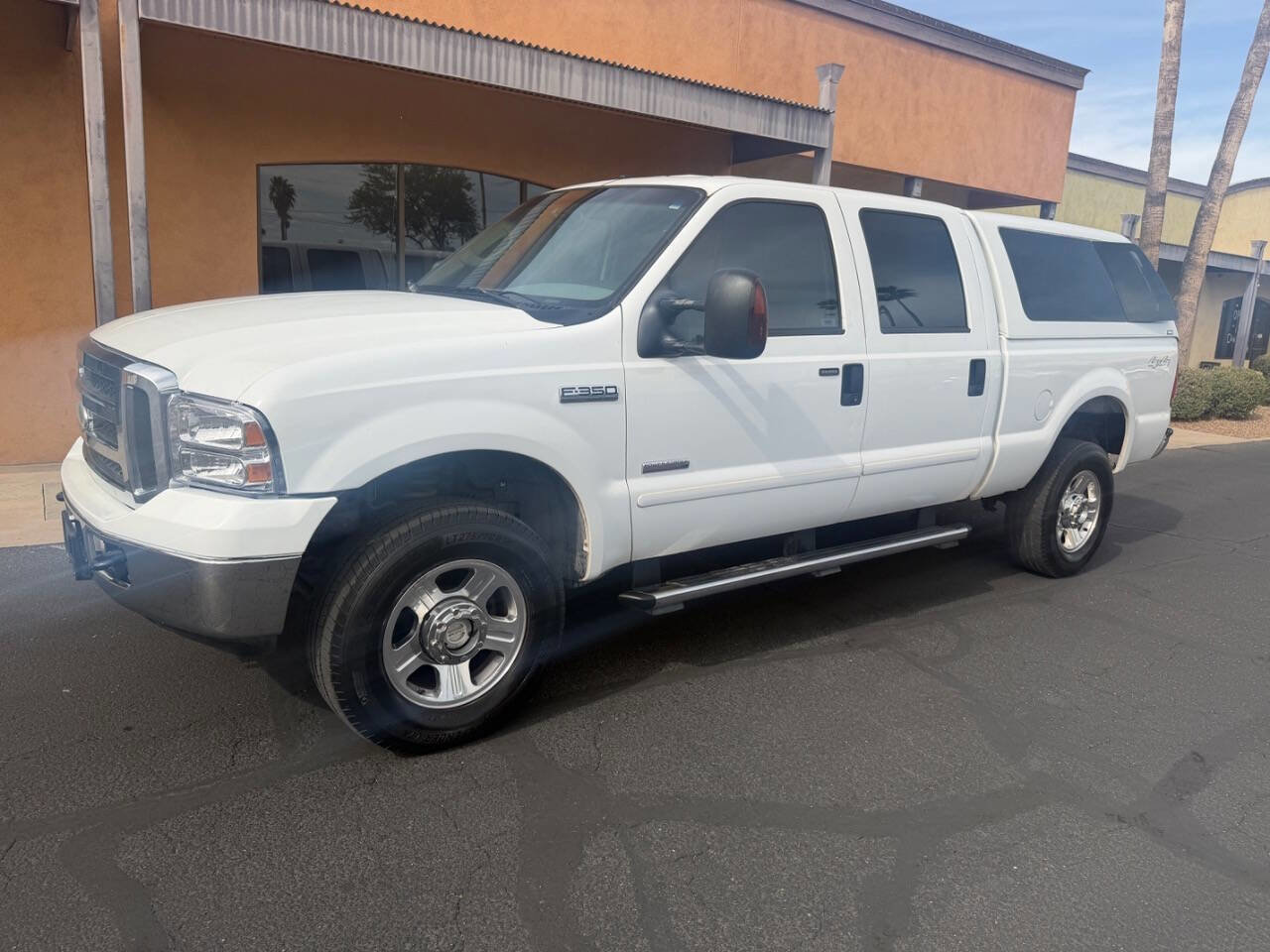 Used 2005 Ford F350 Lariat image 3