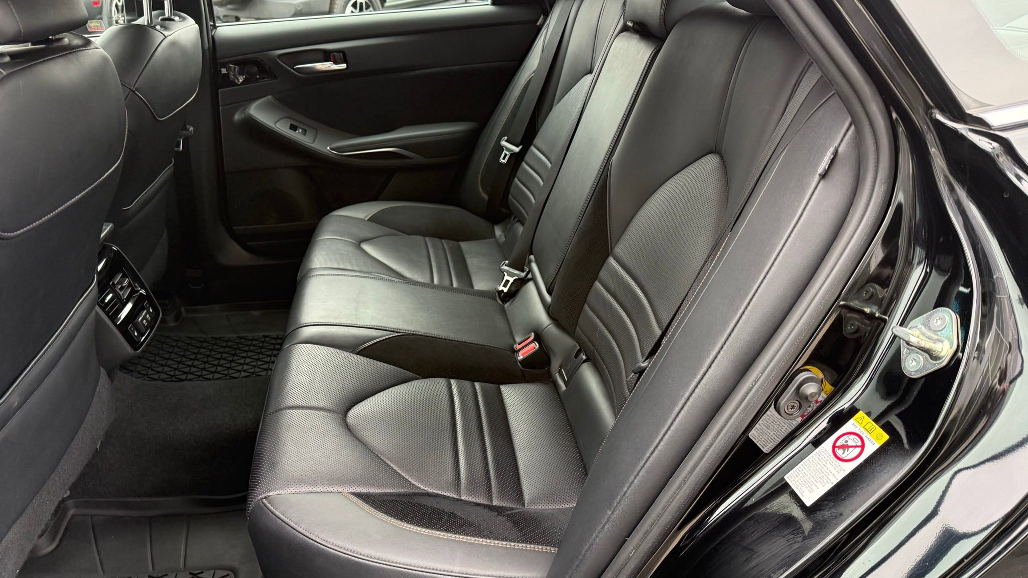 Used 2019 Toyota Avalon Touring image 24