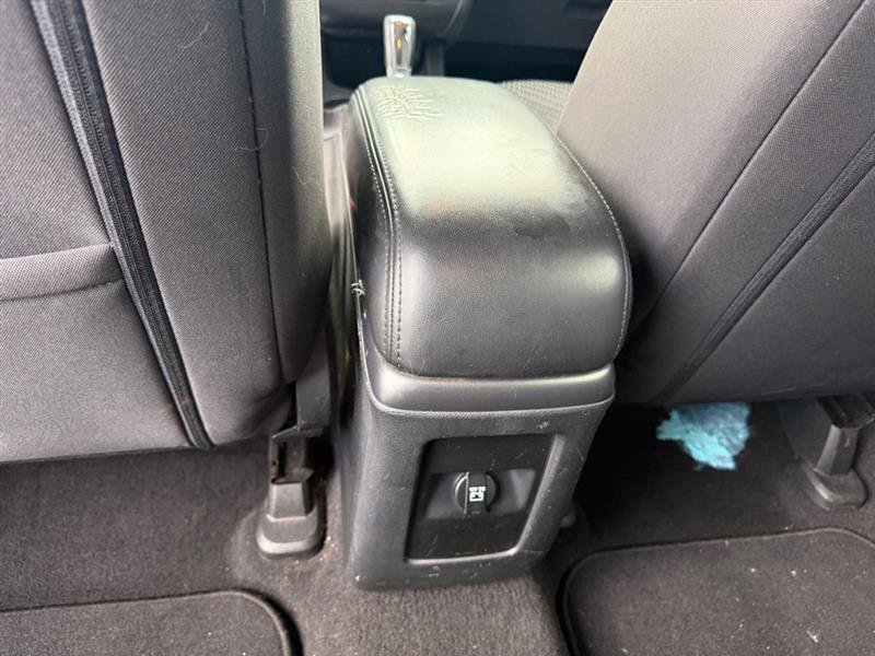 Used 2013 Dodge Journey SE image 24