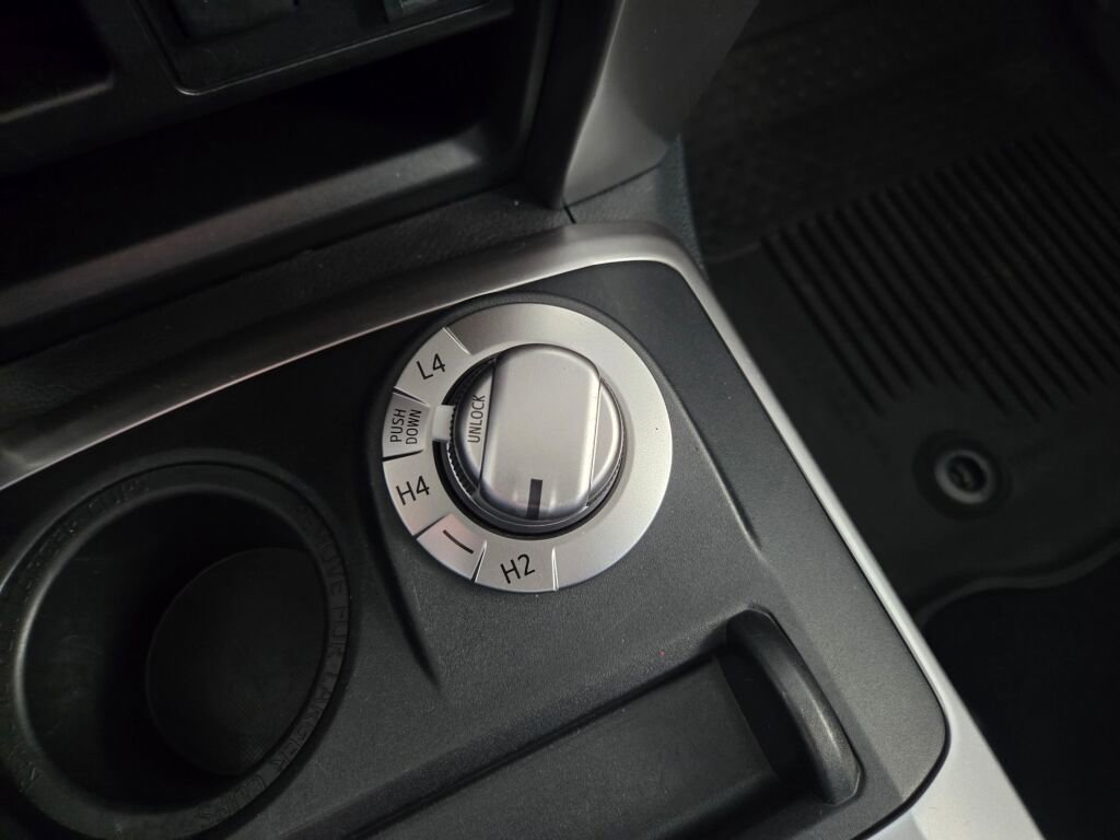 Used 2024 Toyota 4Runner SR5 Premium w/ Moonroof Package image 18