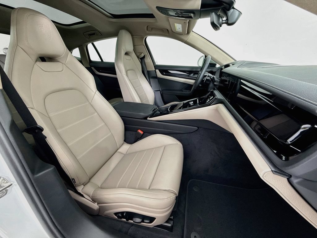 New 2026 Porsche Panamera RWD image 29