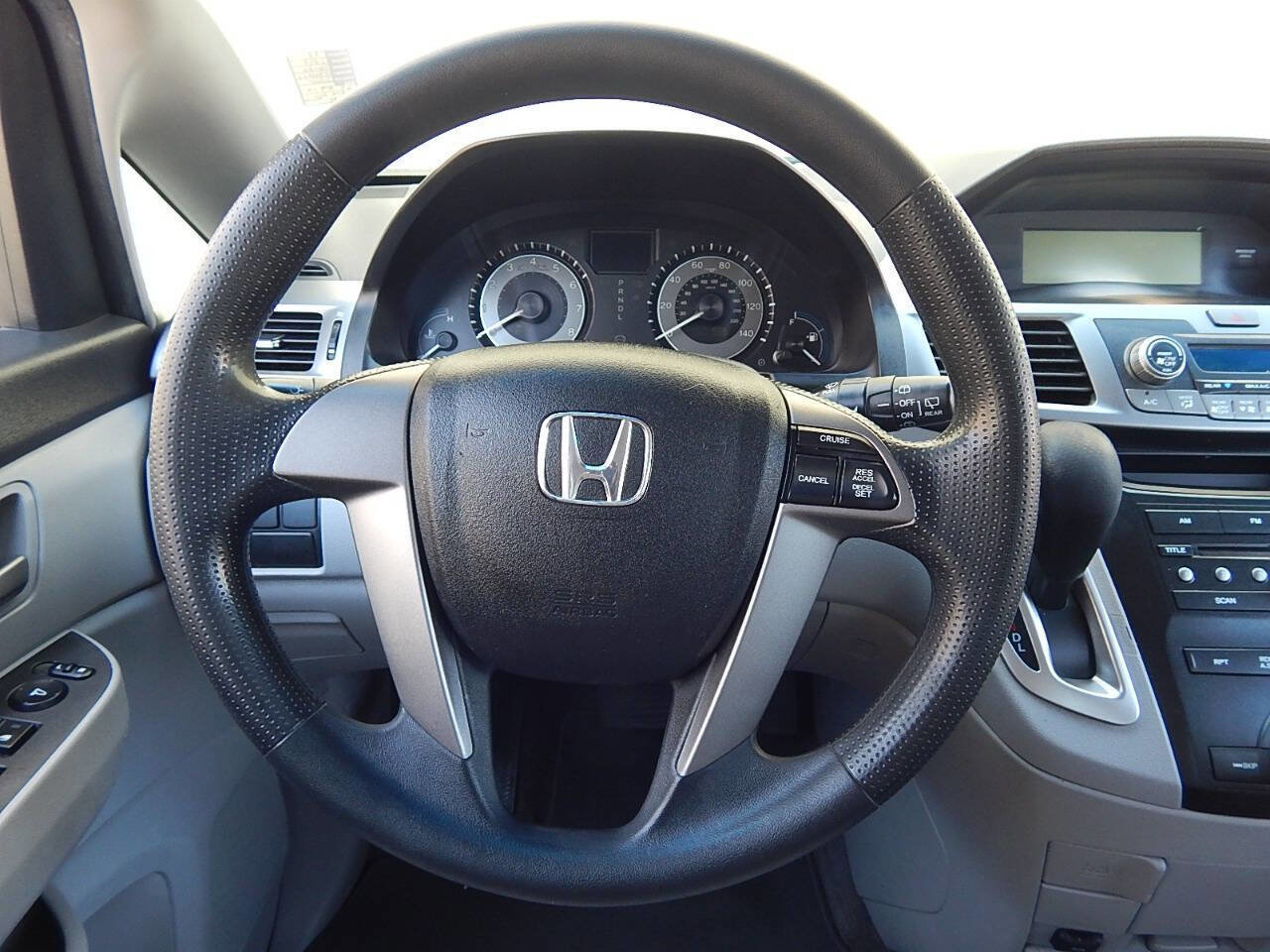 Used 2012 Honda Odyssey LX image 27