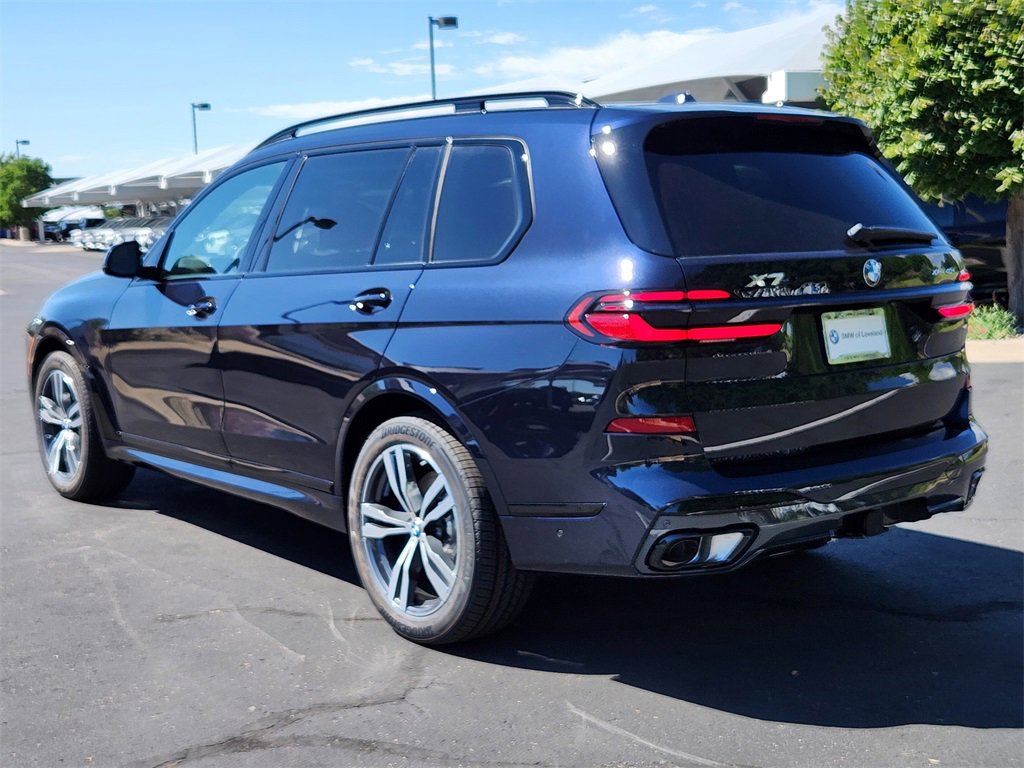 New 2026 BMW X7 xDrive40i image 3