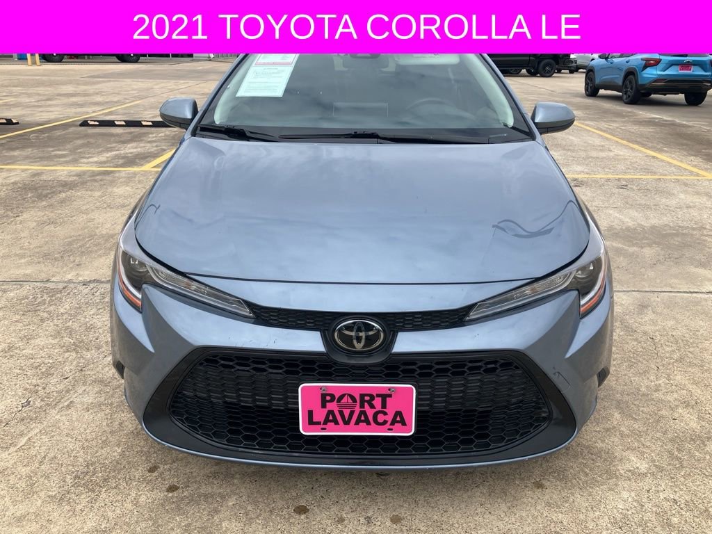 Used 2021 Toyota Corolla LE image 2