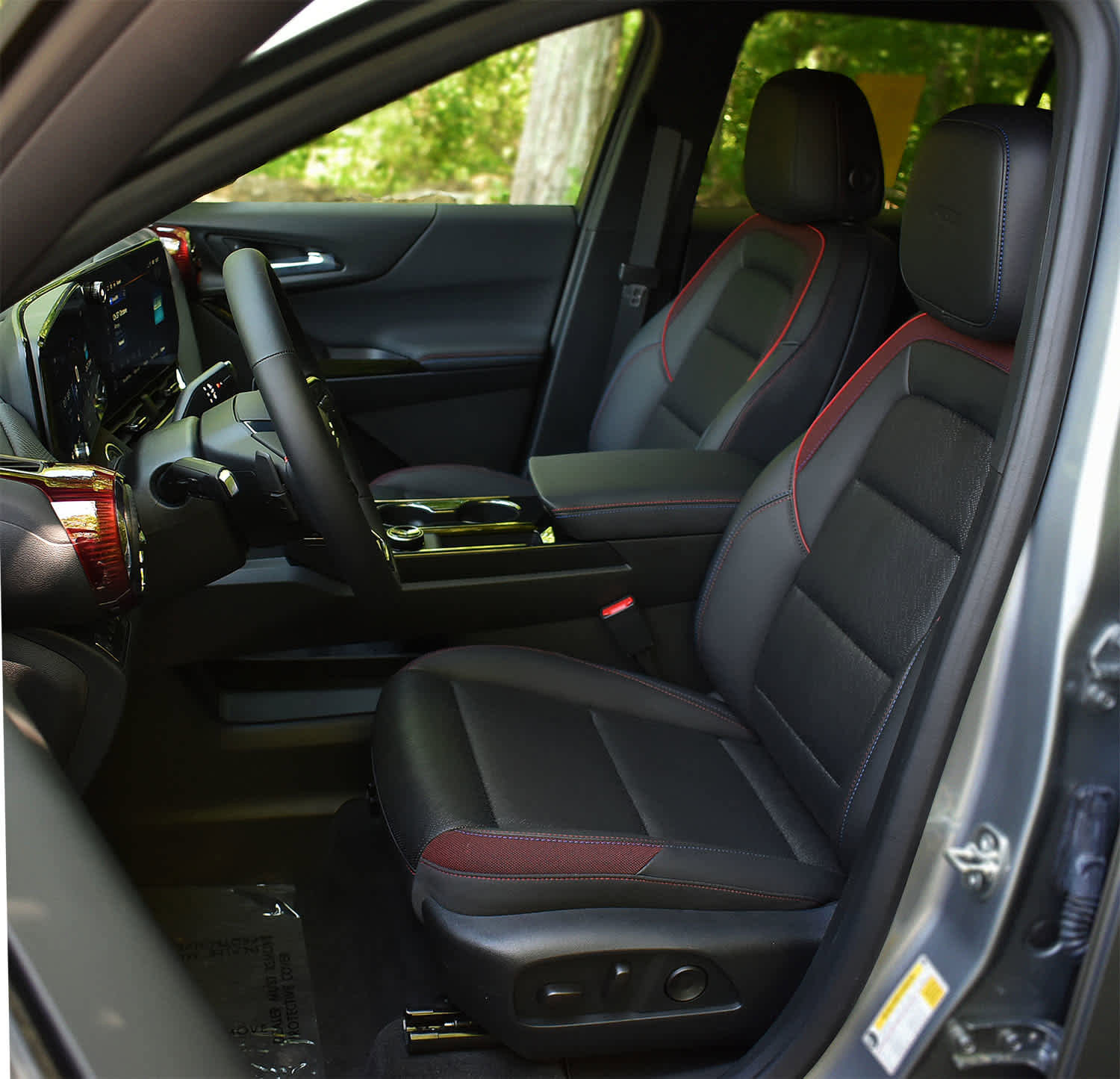 New 2026 Chevrolet Equinox RS w/ Convenience Package III AWD/4WD image 5