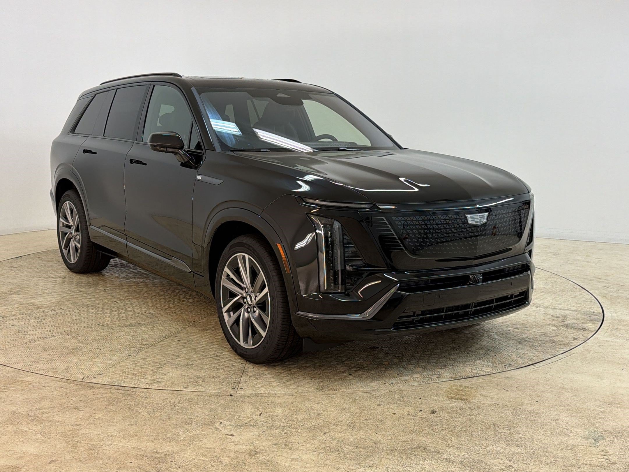 New 2027 Cadillac Vistiq Sport w/ LPO, Floor Liner Package AWD/4WD image 7