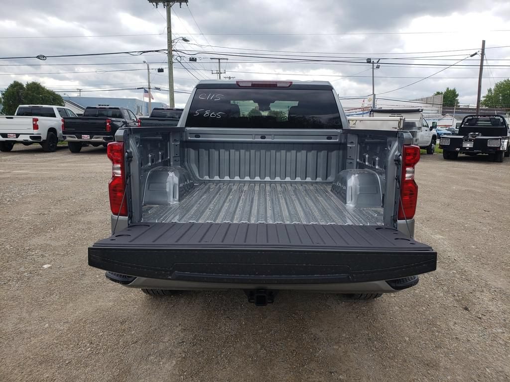 New 2026 Chevrolet Silverado 1500 Custom AWD/4WD image 9
