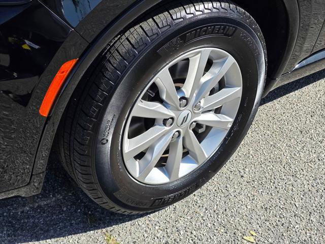 Certified 2025 Dodge Durango GT image 11