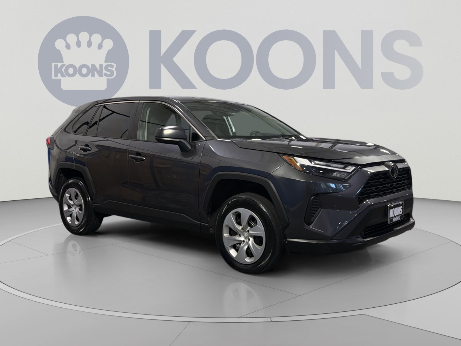 Used 2023 Toyota RAV4 LE AWD/4WD image 10