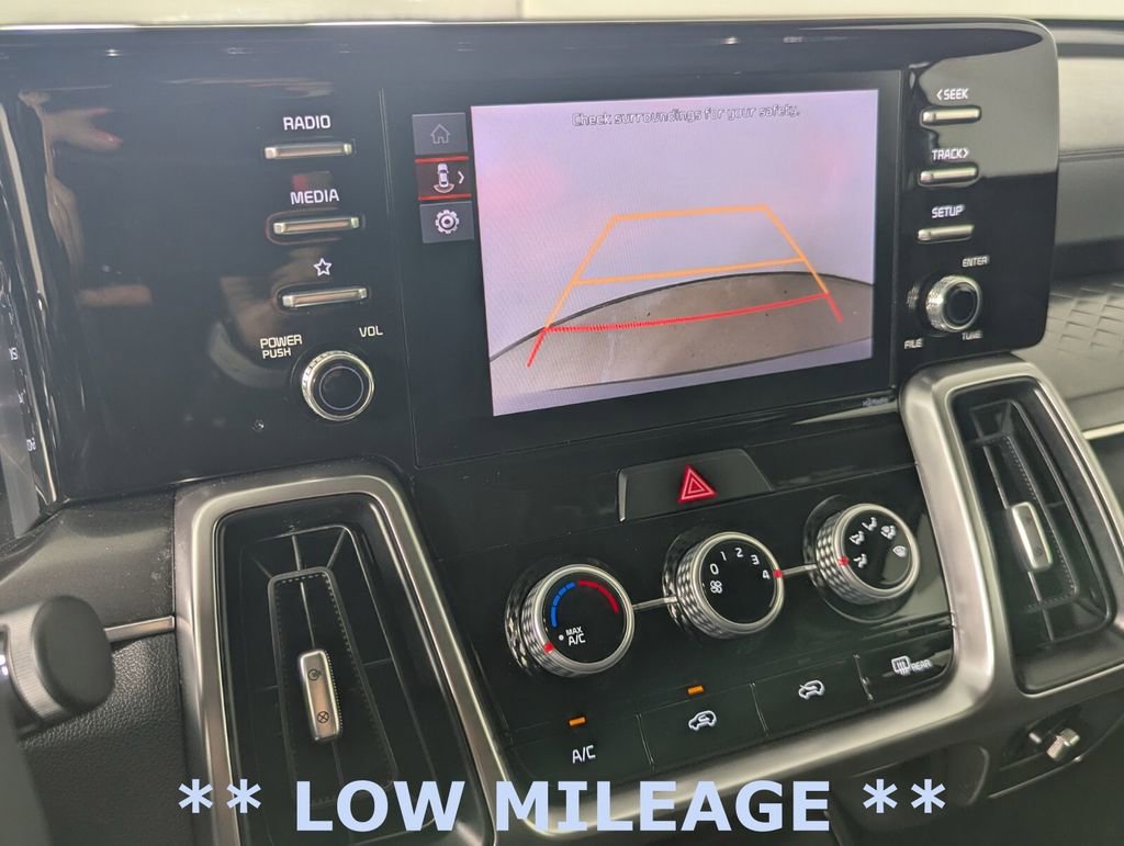 Used 2023 Kia Sorento LX FWD image 21