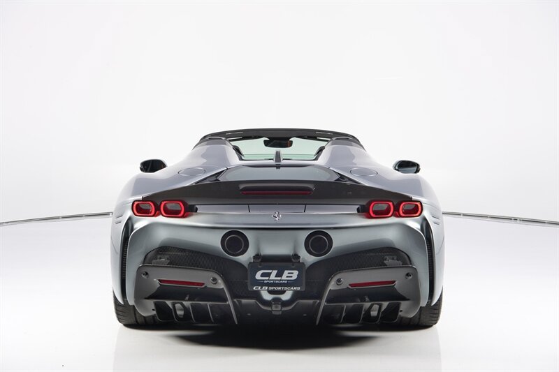 Used 2023 Ferrari SF90 Spider AWD/4WD image 9