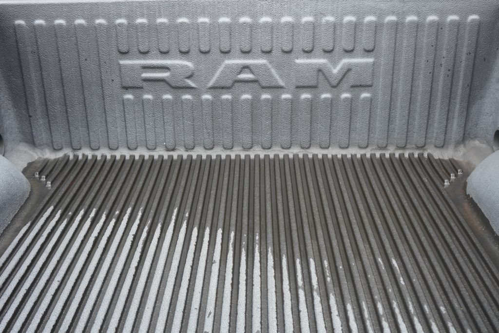 Used 2022 RAM 1500 Big Horn AWD/4WD image 9