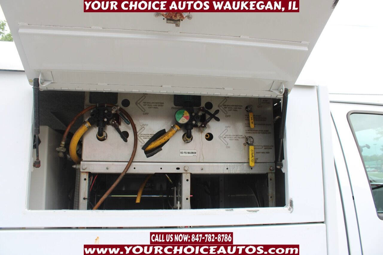 Used 2012 Ford E-450 and Econoline 450 Super Duty image 19