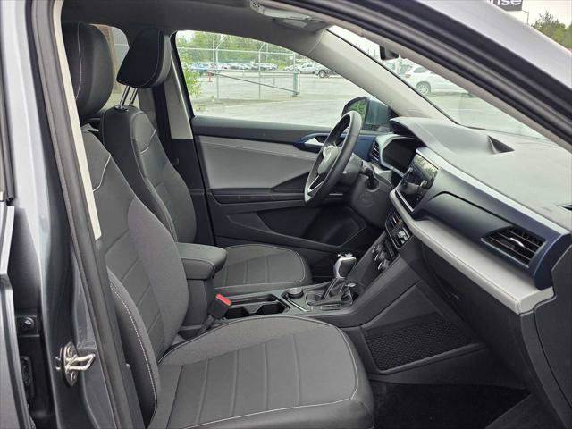 Used 2024 Volkswagen Taos SE AWD/4WD image 11