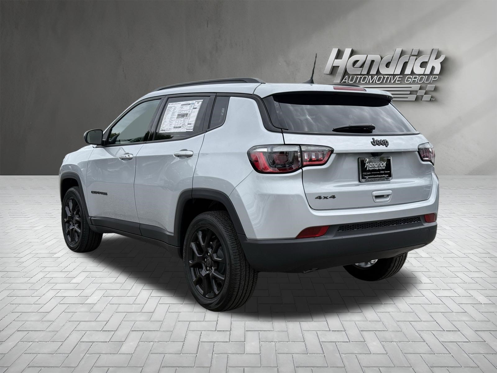 New 2026 Jeep Compass Latitude AWD/4WD image 8