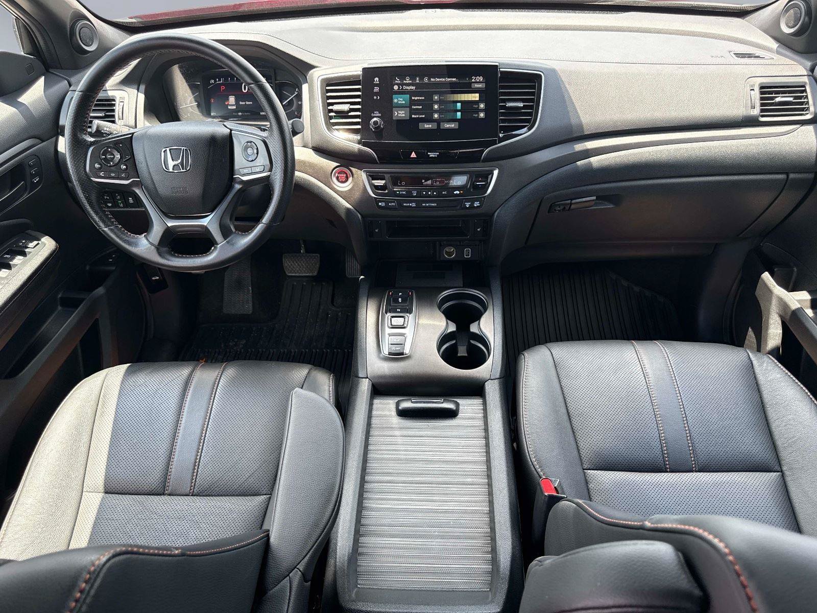 Certified 2022 Honda Passport TrailSport image 17