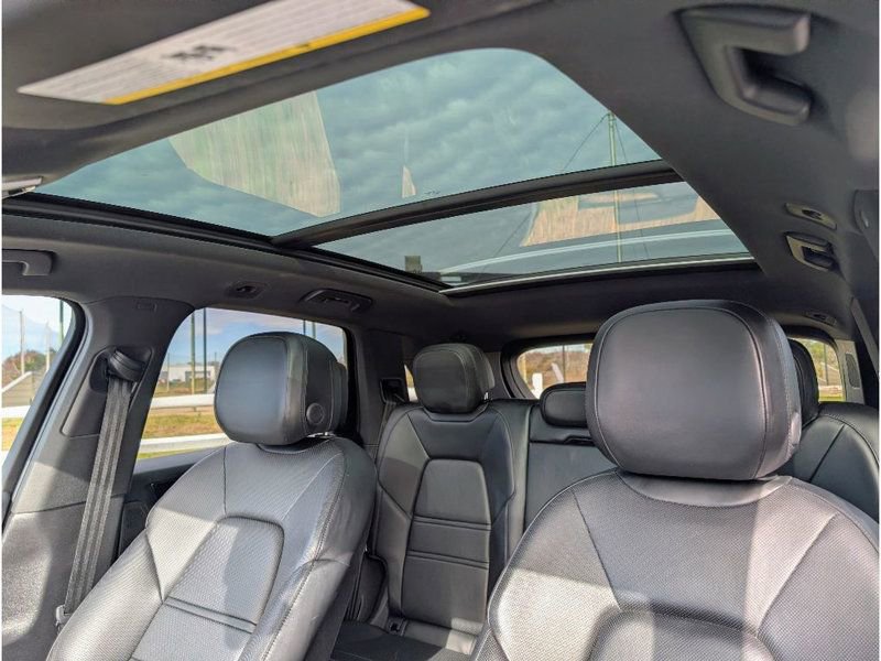 Used 2020 Porsche Cayenne image 17