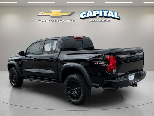 Used 2024 Chevrolet Colorado Trail Boss w/ Technology Package AWD/4WD image 3