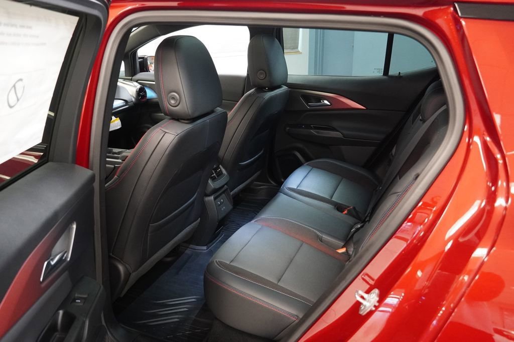 New 2025 Chevrolet Equinox EV RS w/ Active Safety Package 3 FWD image 41