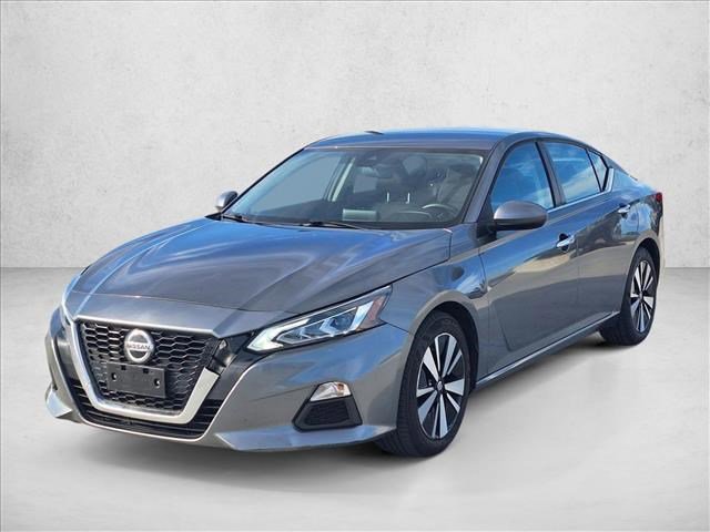 Used 2021 Nissan Altima 2.5 SV image 1