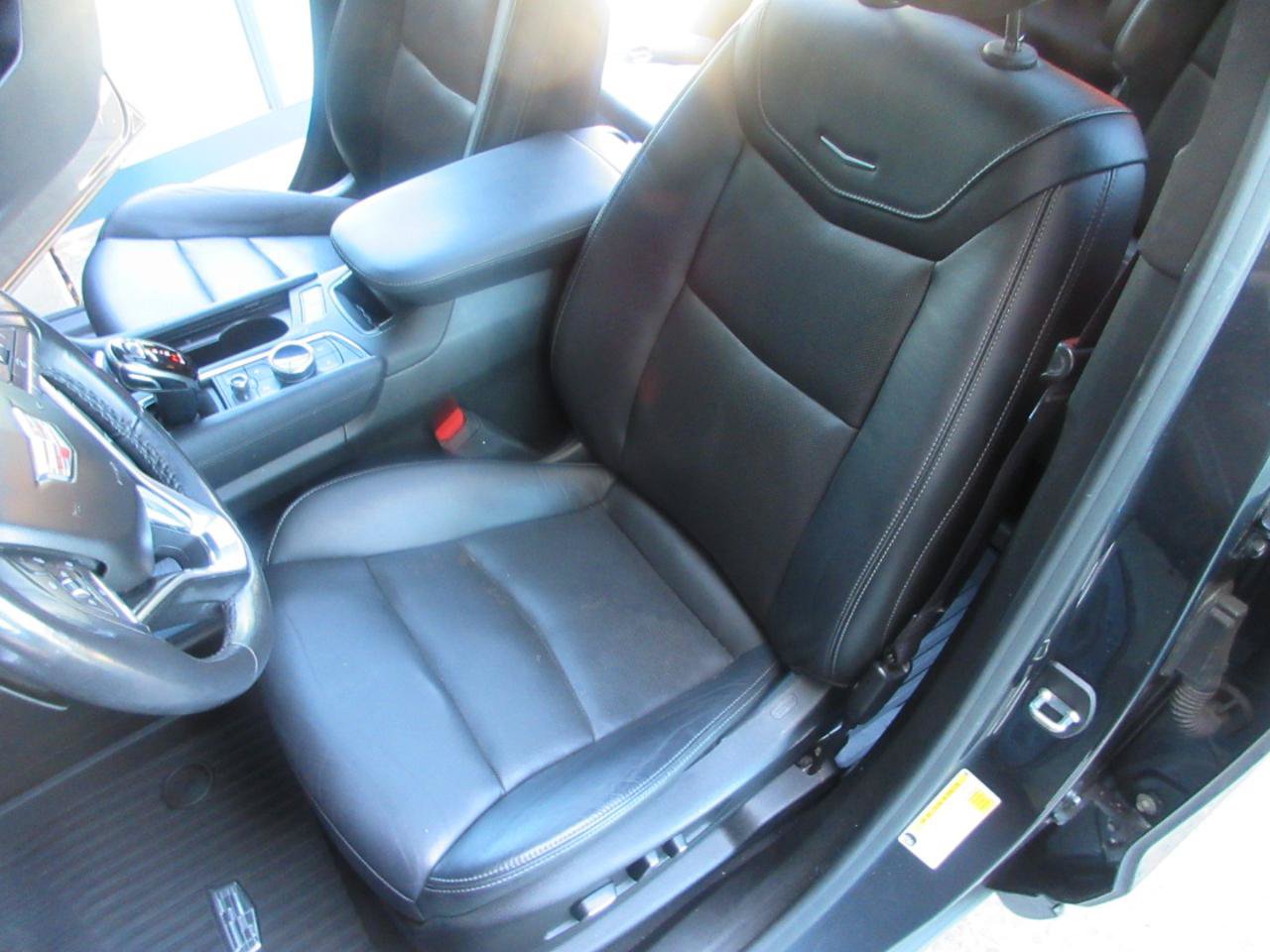 Used 2020 Cadillac XT6 Premium Luxury AWD/4WD image 8