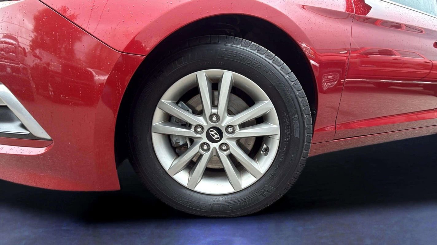 Used 2015 Hyundai Sonata SE FWD image 20