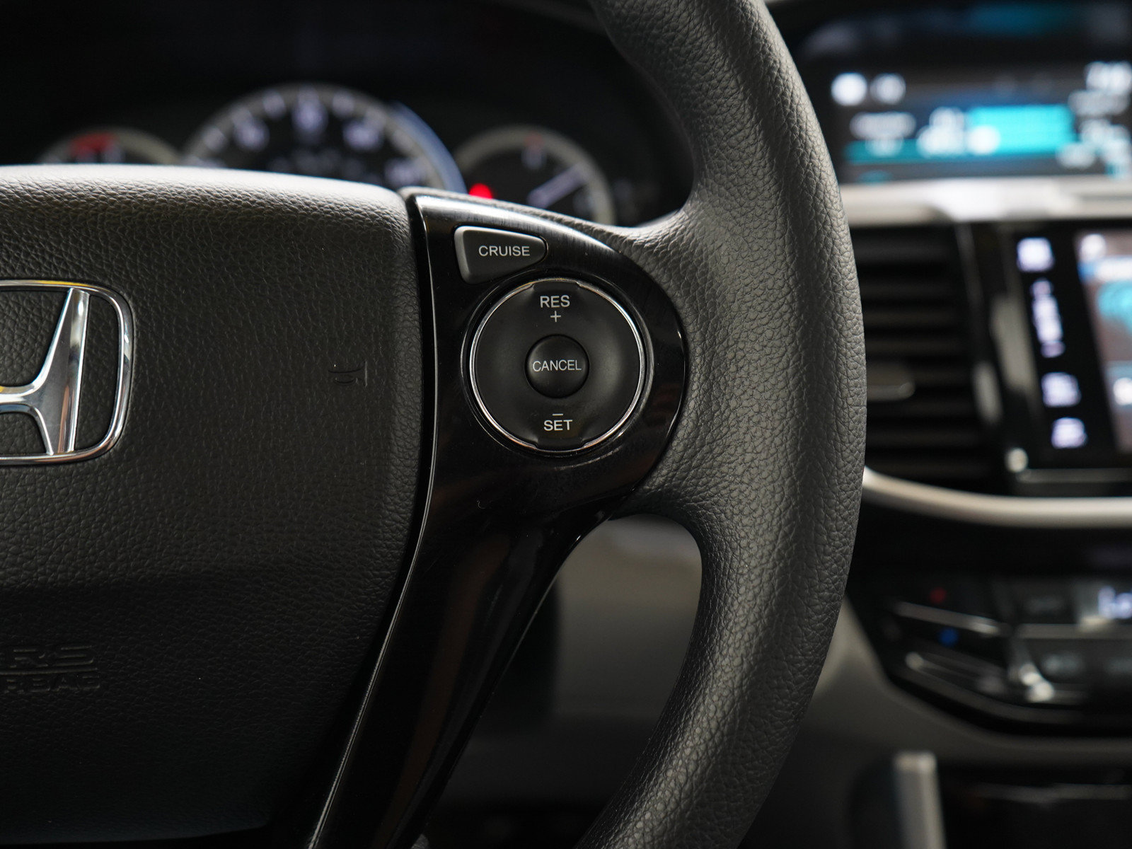 Used 2016 Honda Accord EX image 25