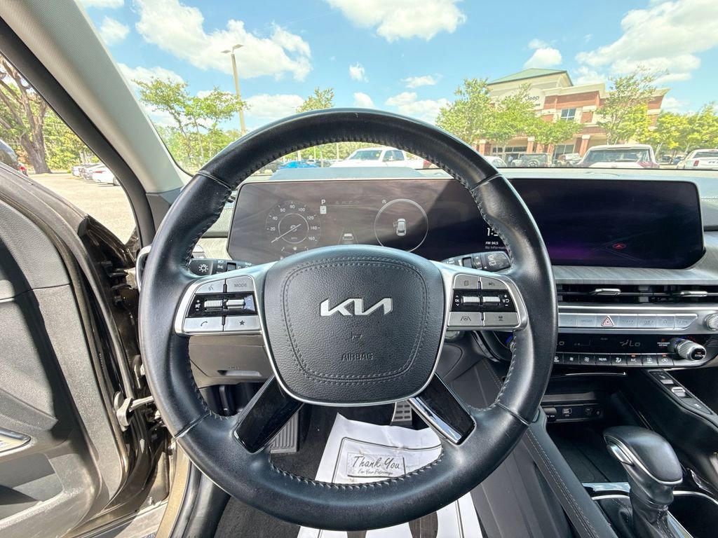 Used 2023 Kia Telluride SX image 13