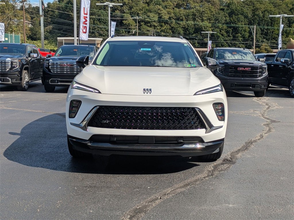 New 2025 Buick Envision Sport Touring image 2