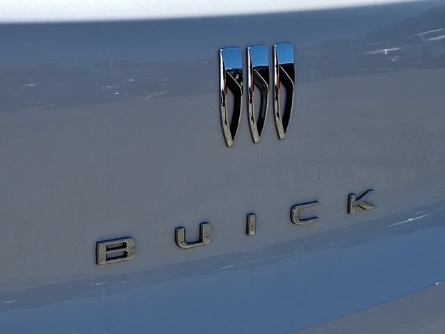 Used 2026 Buick Encore GX Avenir w/ Avenir Technology Package AWD/4WD image 32