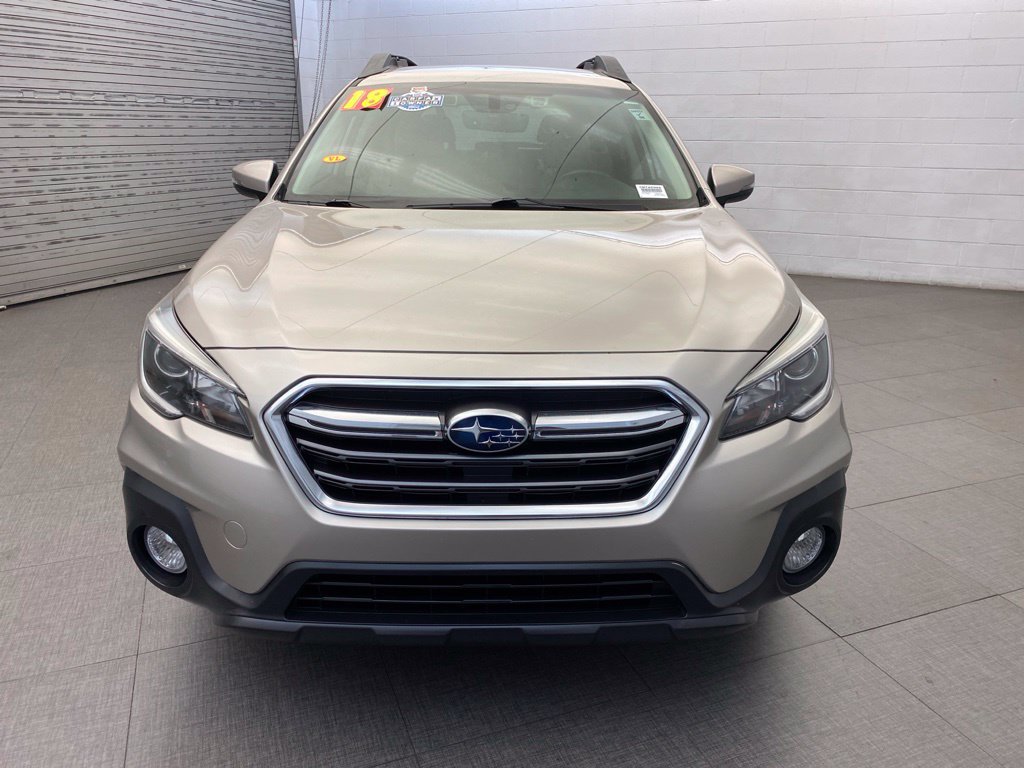Used 2018 Subaru Outback 2.5i Premium AWD/4WD image 3
