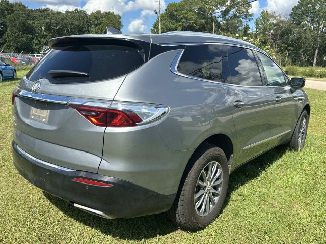 Used 2024 Buick Enclave Essence FWD image 11