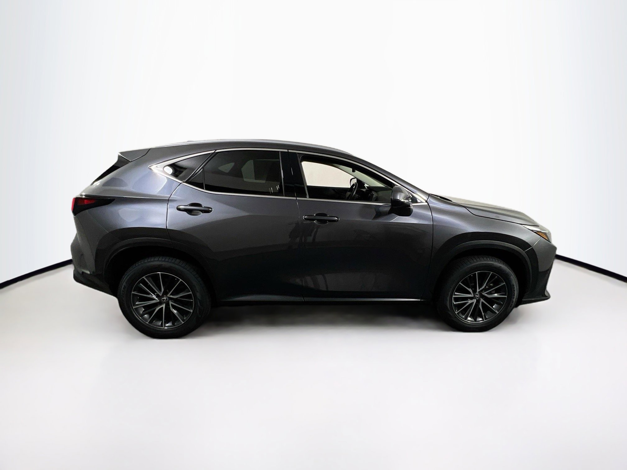 Used 2023 Lexus NX 350 AWD image 4