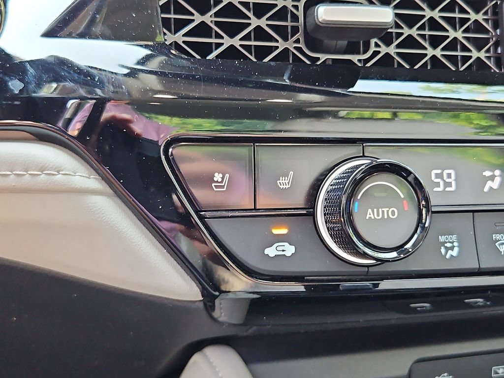 Used 2023 Honda Accord Touring image 18