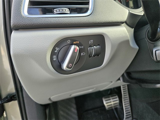 Used 2016 Audi Q3 2.0T Premium Plus w/ Technology Package image 20