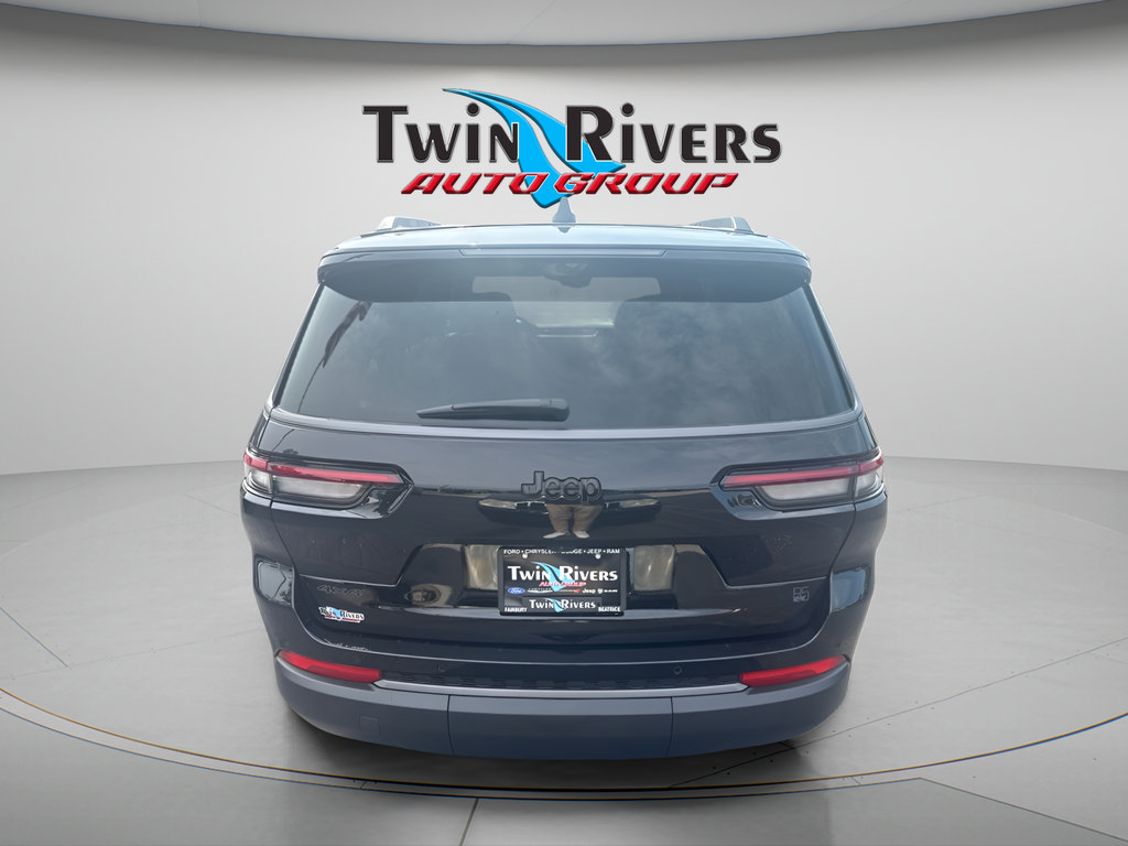 New 2026 Jeep Grand Cherokee L Limited AWD/4WD image 3