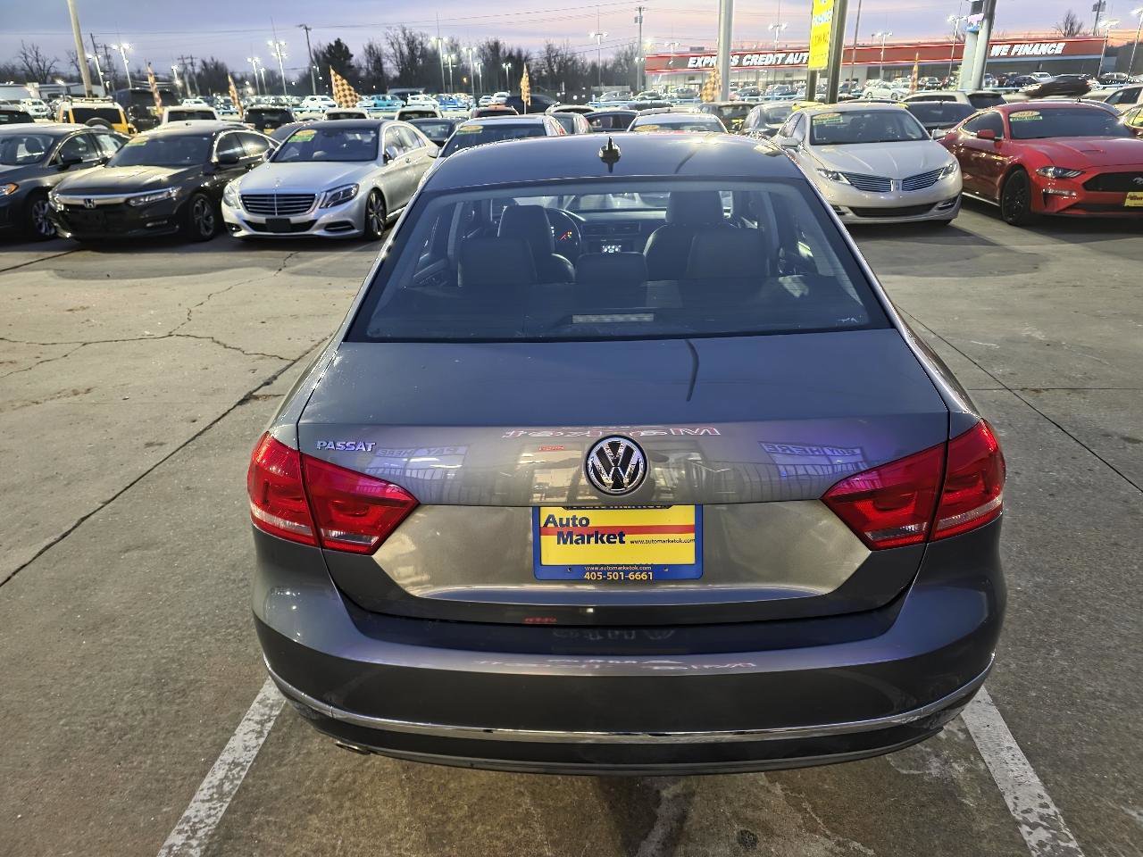 Used 2014 Volkswagen Passat TDI SE FWD image 6