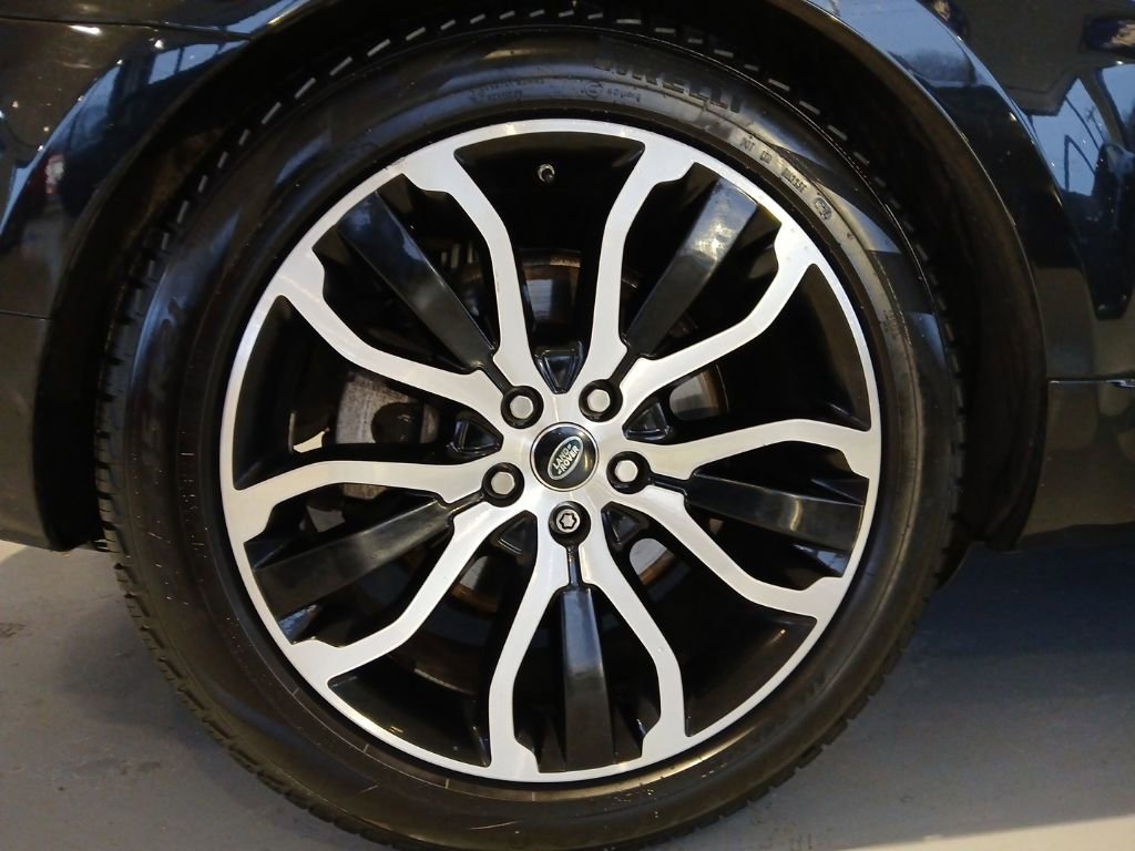 Used 2019 Land Rover Range Rover Sport HSE image 9