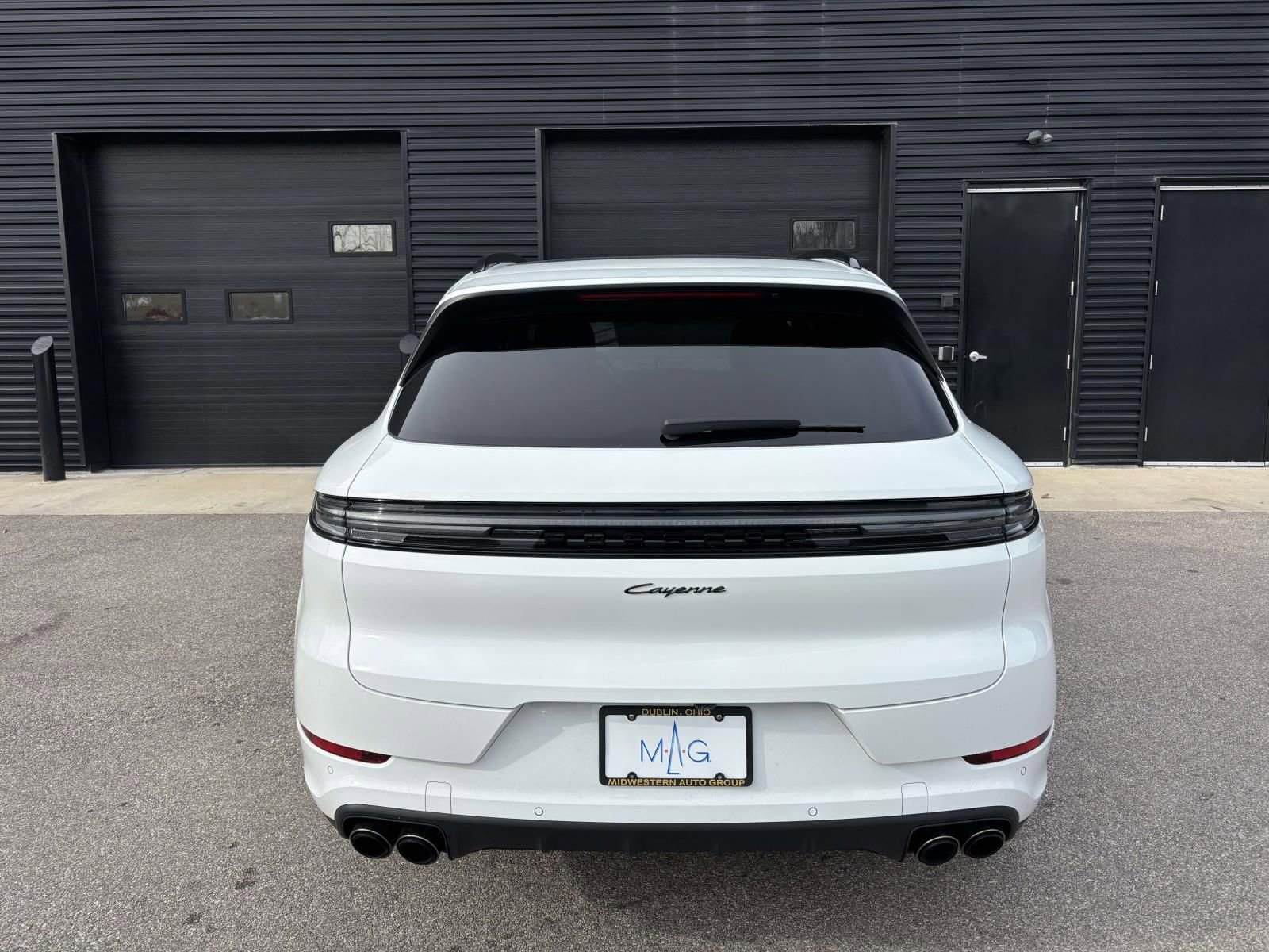 New 2026 Porsche Cayenne image 9