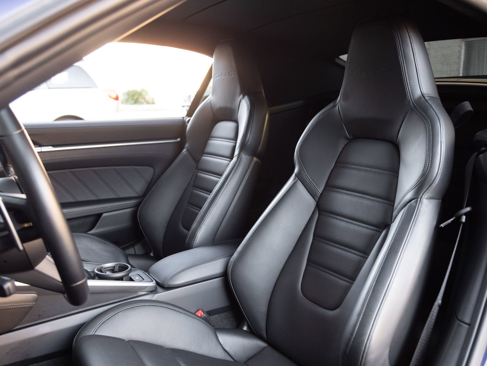 Certified 2022 Porsche 911 Turbo S image 5