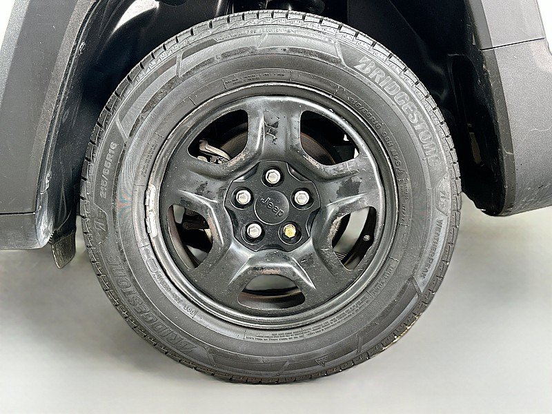 Used 2020 Jeep Renegade Sport FWD image 30