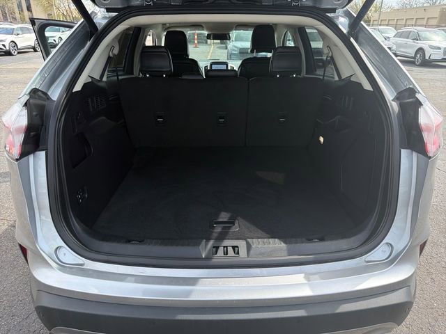 Used 2024 Ford Edge Titanium image 25