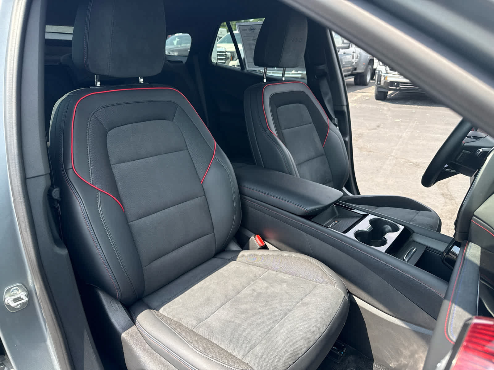 Certified 2024 Chevrolet Blazer EV RS AWD/4WD image 26