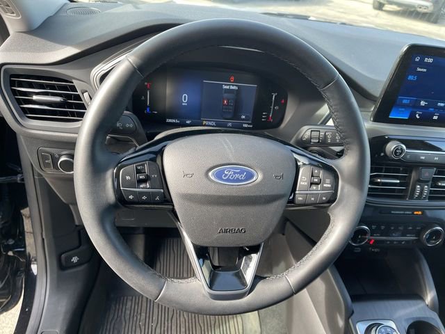 Used 2023 Ford Escape Active image 14