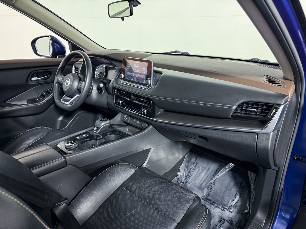 Certified 2021 Nissan Rogue SV AWD/4WD image 13