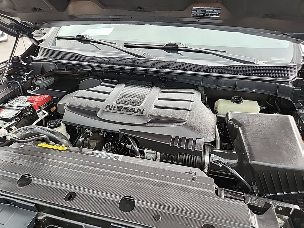 Used 2021 Nissan Titan SV w/ Accessory Utility Package AWD/4WD image 13