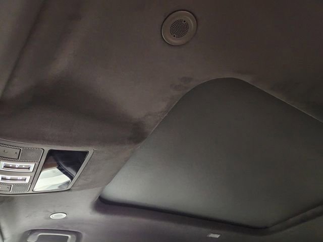 New 2026 Land Rover Defender 110 X image 25