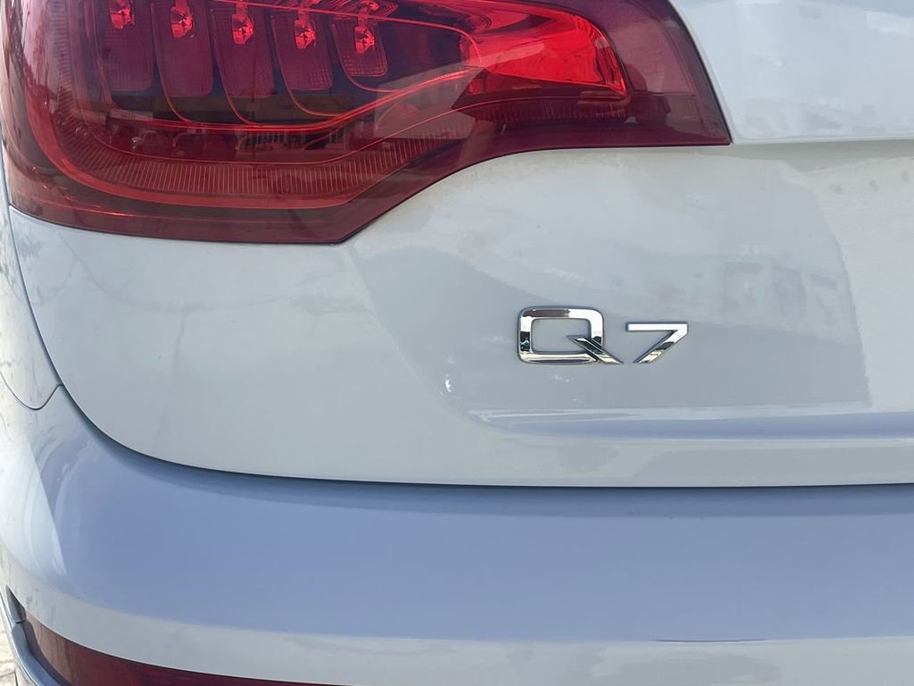 Used 2015 Audi Q7 3.0T Premium Plus image 32