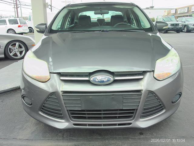 Used 2013 Ford Focus SE image 2