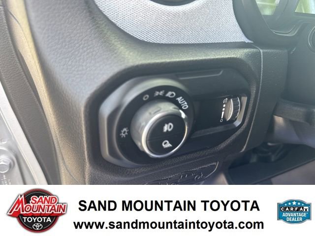 Used 2024 Jeep Gladiator Sport AWD/4WD image 15